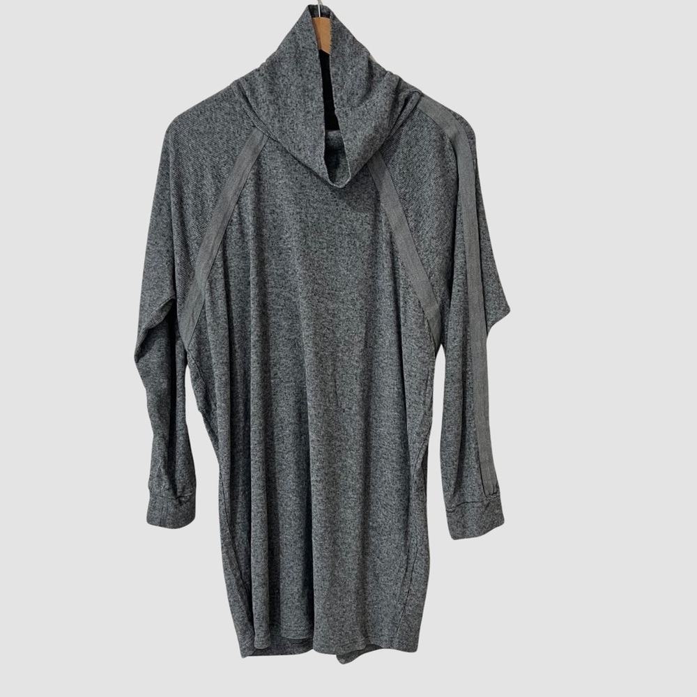 MM6 Maison Martin Margiela Gray Wool Blend Turtleneck Sweater L ($600)